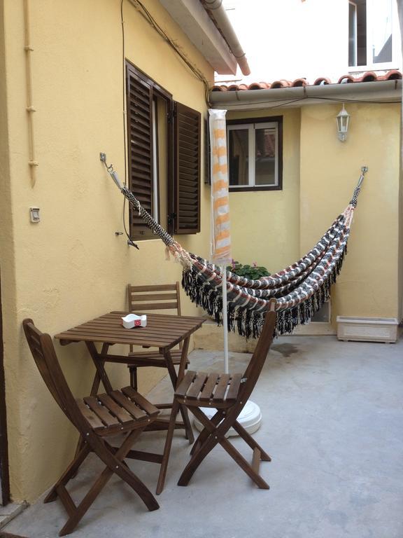 Apartment Madragoa House Lissabon